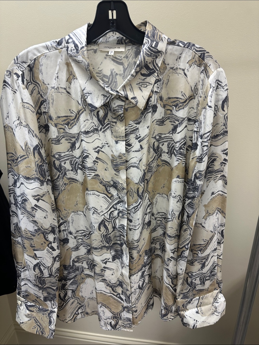 Lafayette 148 New York Marble-Print Button-Down Shirt in Beige, White and Gray